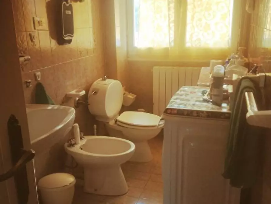 Immagine 10 di Appartamento in vendita  a Ameglia