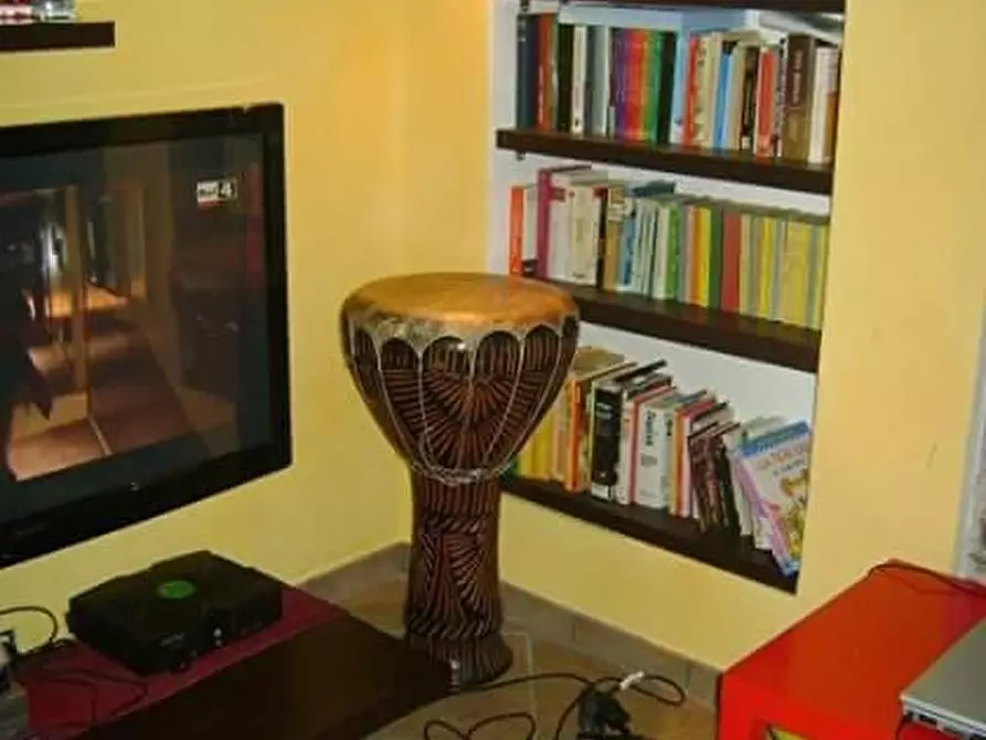 Immagine 3 di Appartamento in vendita  a Ameglia