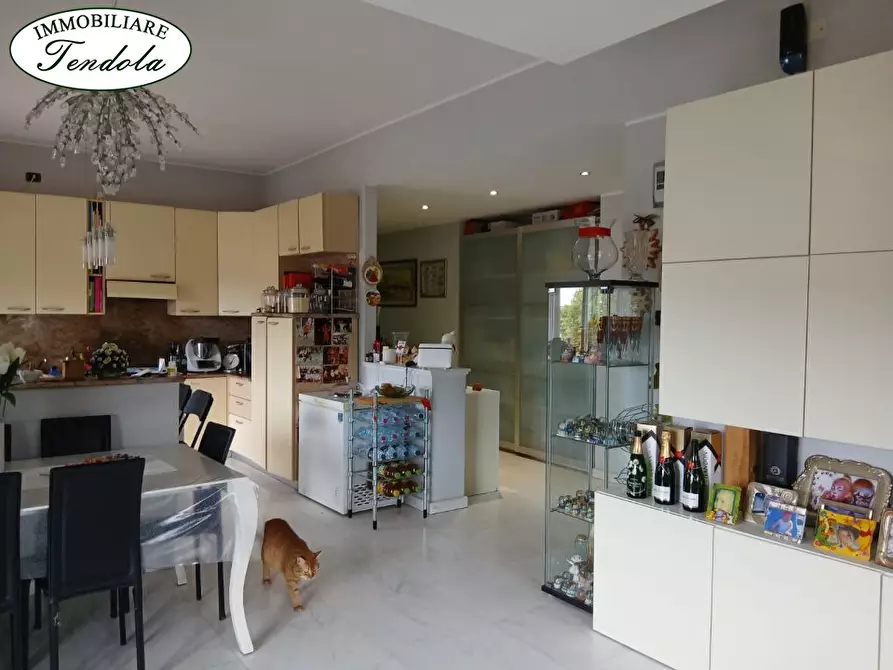 Immagine 7 di Appartamento in vendita  a Castelnuovo Magra