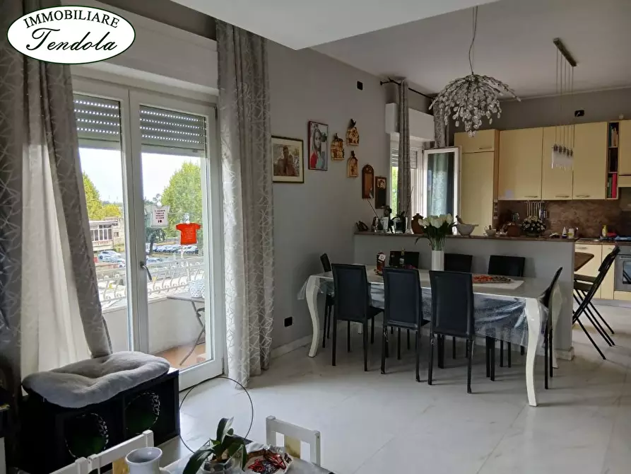 Immagine 5 di Appartamento in vendita  a Castelnuovo Magra