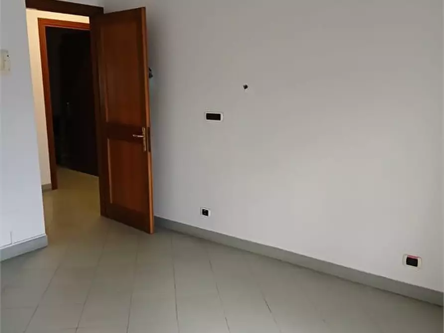 Immagine 5 di Appartamento in vendita  a Castelnuovo Magra