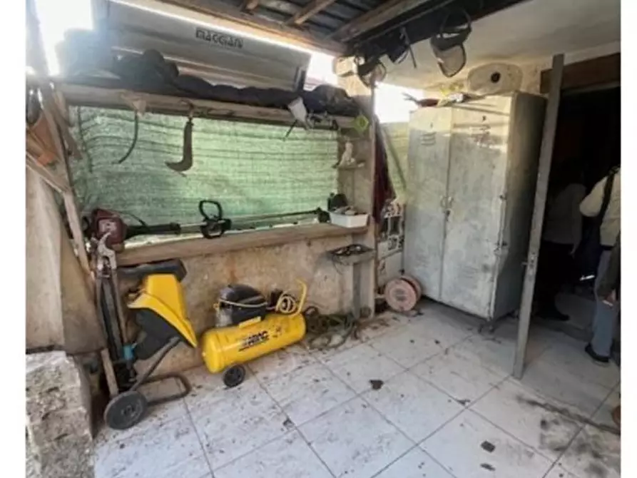 Immagine 6 di Appartamento in vendita  a Castelnuovo Magra