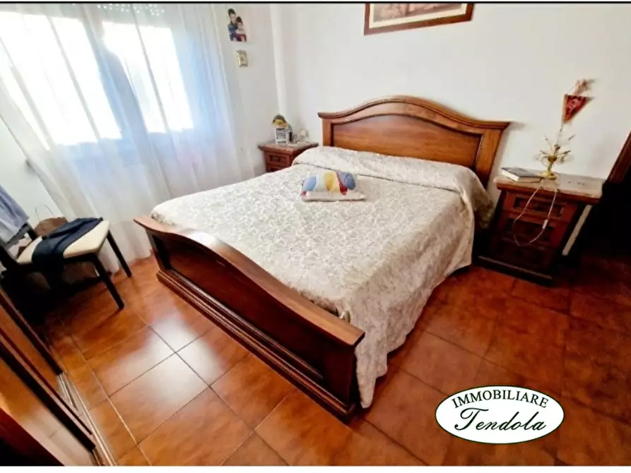 Immagine 5 di Appartamento in vendita  a Ortonovo