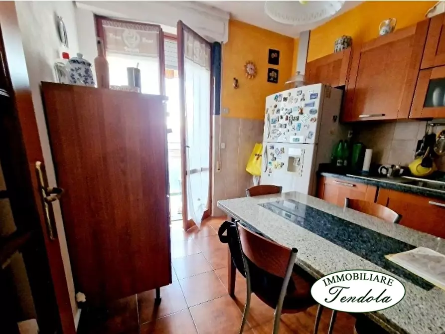 Immagine 4 di Appartamento in vendita  a Ortonovo