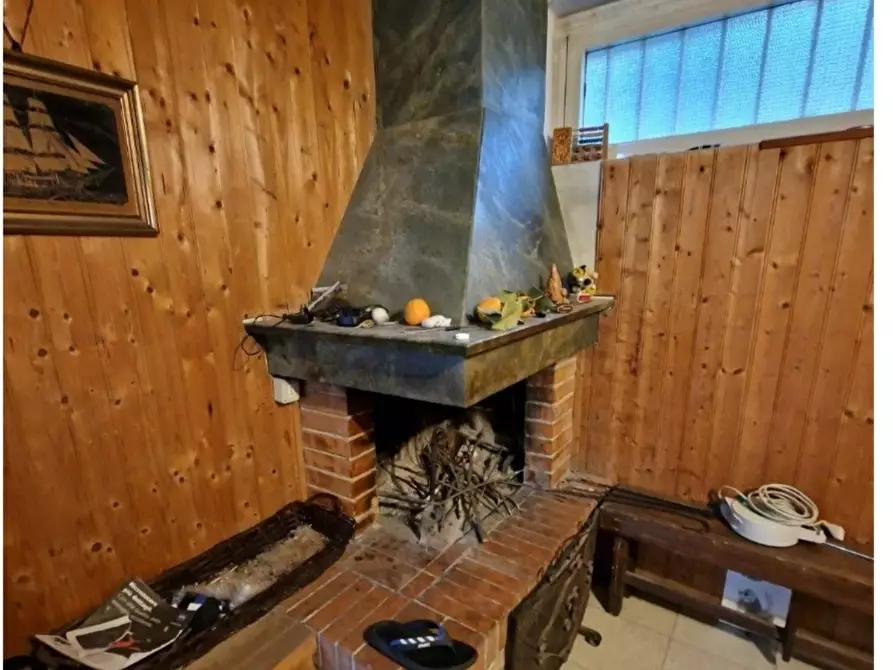 Immagine 9 di Appartamento in vendita  a Ortonovo