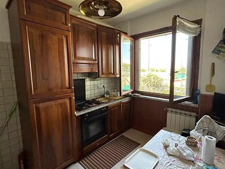 Immagine 5 di Appartamento in vendita  a Ortonovo