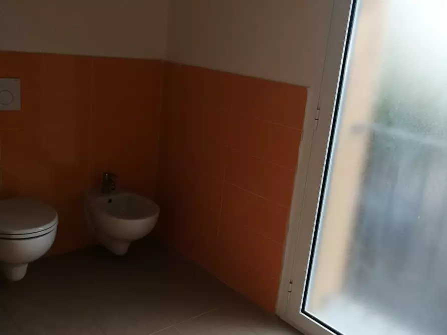 Immagine 5 di Appartamento in vendita  a Castelnuovo Magra