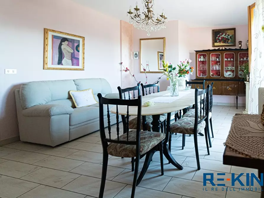 Immagine 10 di Appartamento in vendita  a Parabita