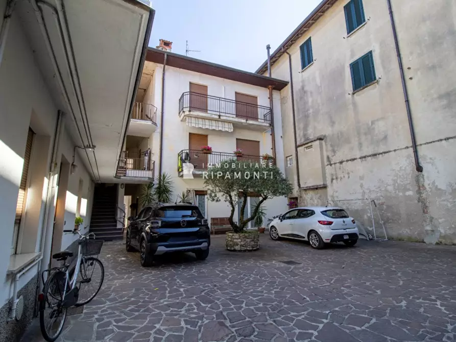 Immagine 2 di Appartamento in vendita  a Oggiono