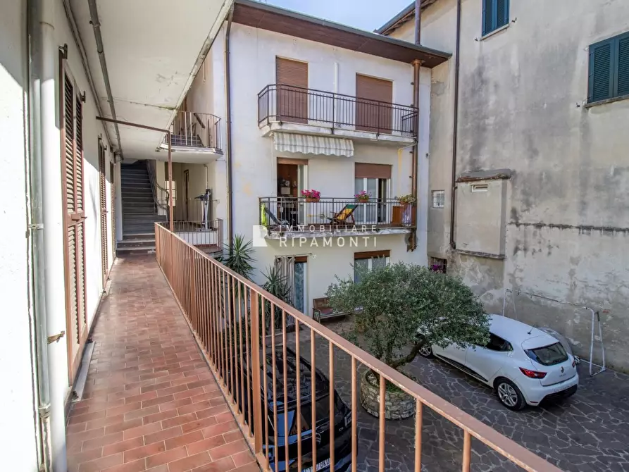 Immagine 8 di Appartamento in vendita  a Oggiono