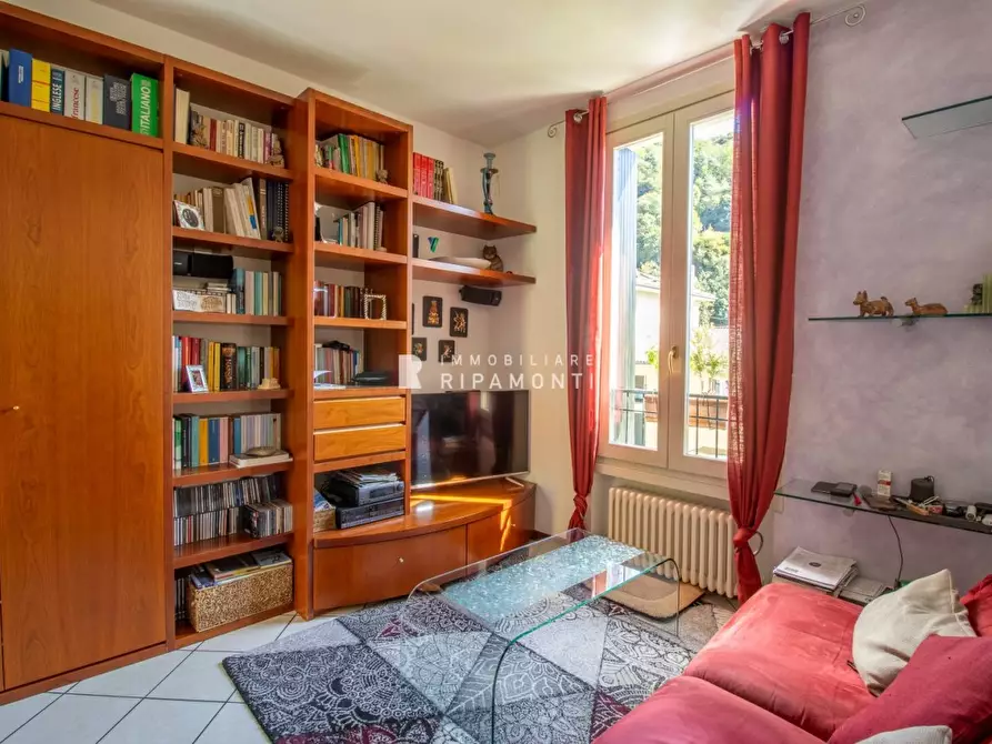 Immagine 10 di Appartamento in vendita  11 a Lecco