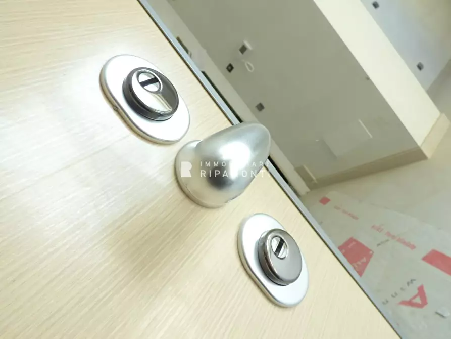 Immagine 10 di Appartamento in vendita  31 a Lecco