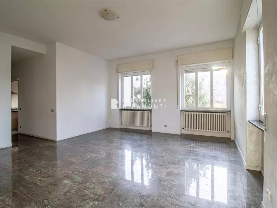 Immagine 2 di Appartamento in vendita  1 a Lecco