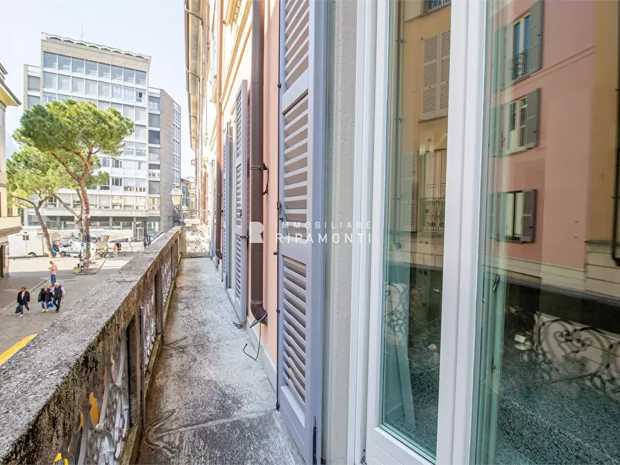 Immagine 2 di Appartamento in vendita  57 a Lecco