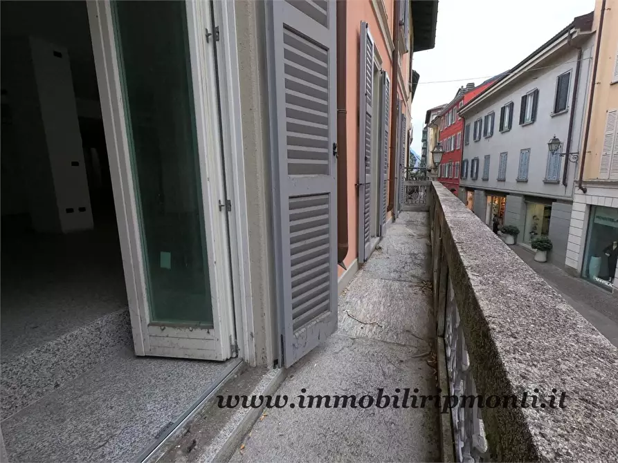 Immagine 2 di Appartamento in vendita  57 a Lecco