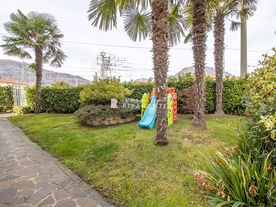 Immagine 7 di Appartamento in vendita  a Vercurago