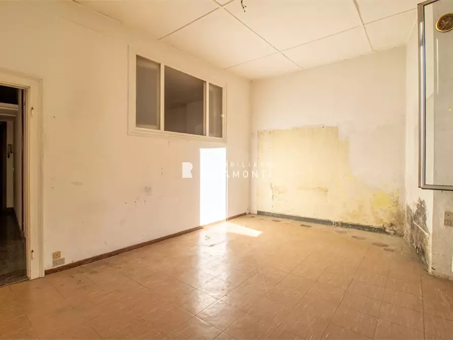 Immagine 9 di Appartamento in vendita  9 a Lecco