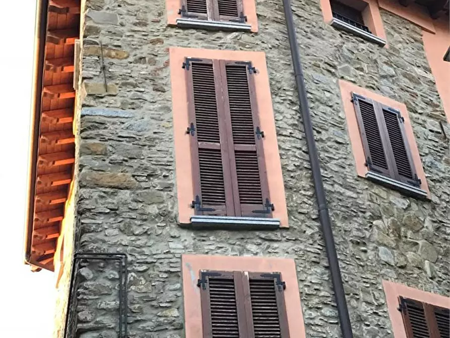 Immagine 4 di Appartamento in vendita  6 a Colle Brianza