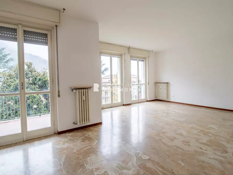 Immagine 1 di Appartamento in vendita  100 a Lecco