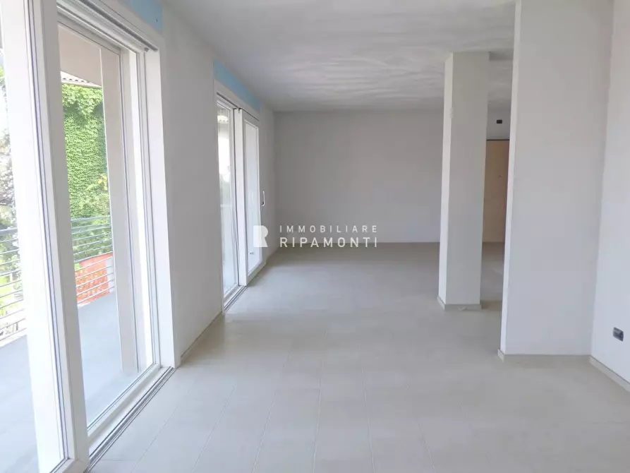 Immagine 7 di Appartamento in vendita  31 a Lecco