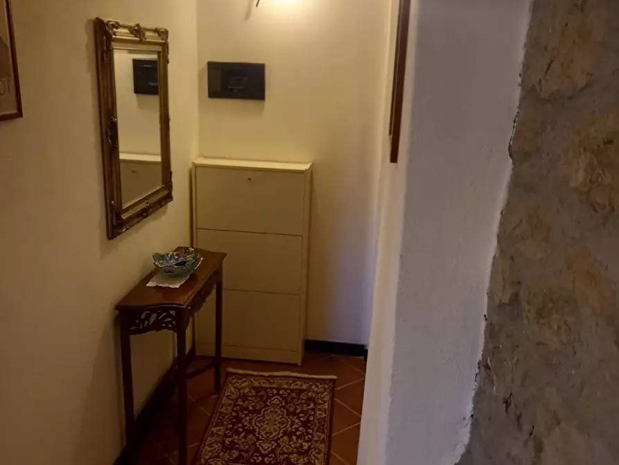 Immagine 7 di Appartamento in vendita  a Fosdinovo