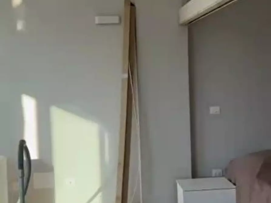 Immagine 2 di Appartamento in vendita  a Carrara