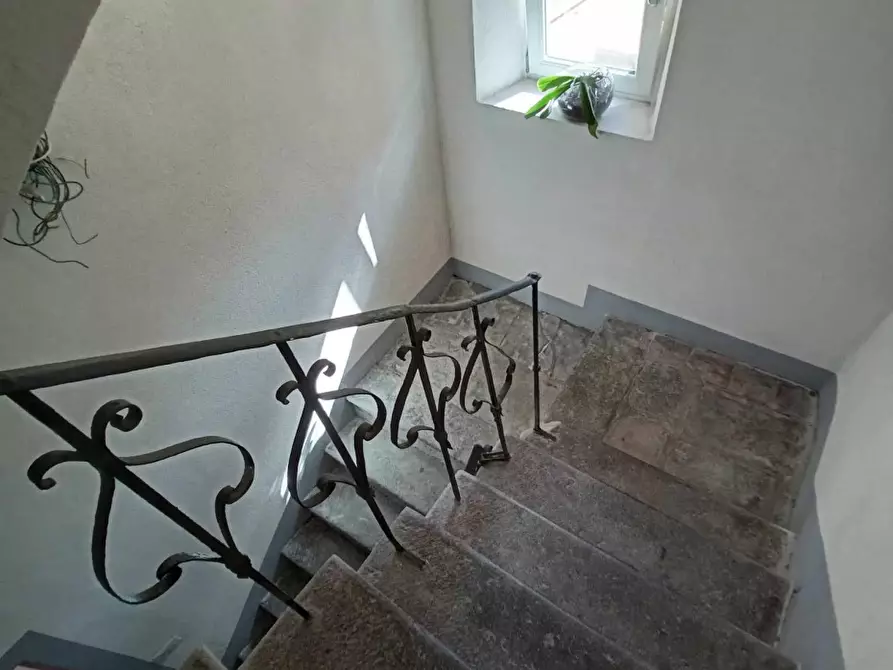 Immagine 2 di Appartamento in vendita  a Aulla