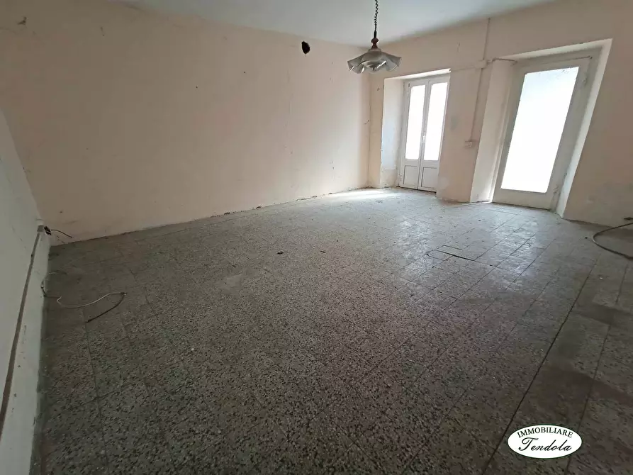 Immagine 5 di Appartamento in vendita  a Aulla