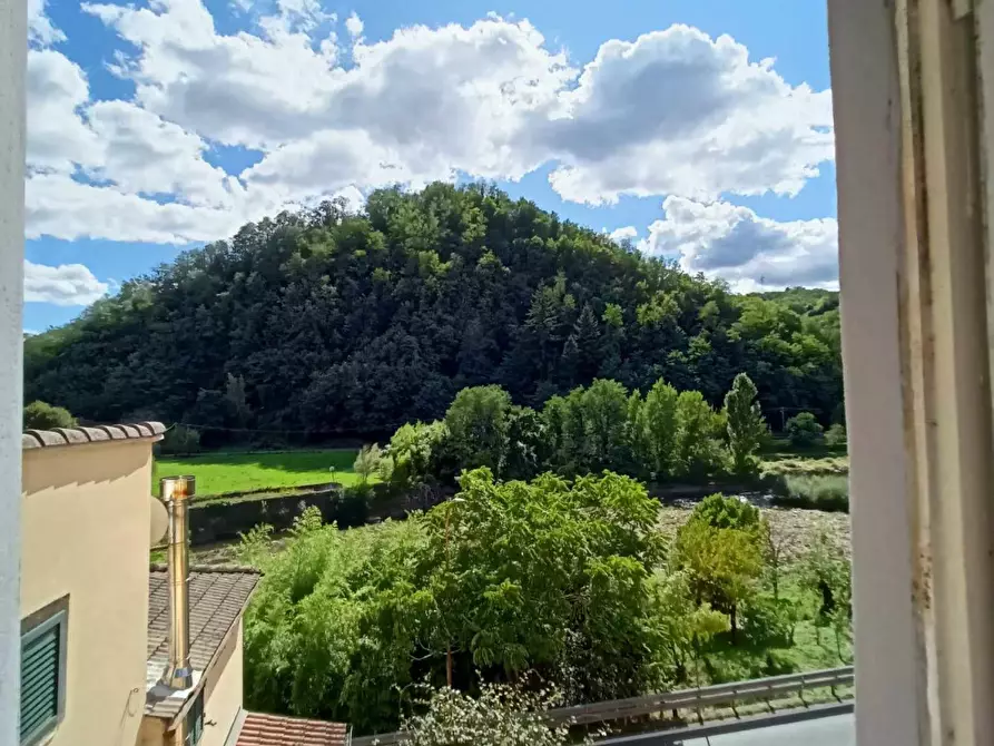 Immagine 8 di Appartamento in vendita  a Aulla