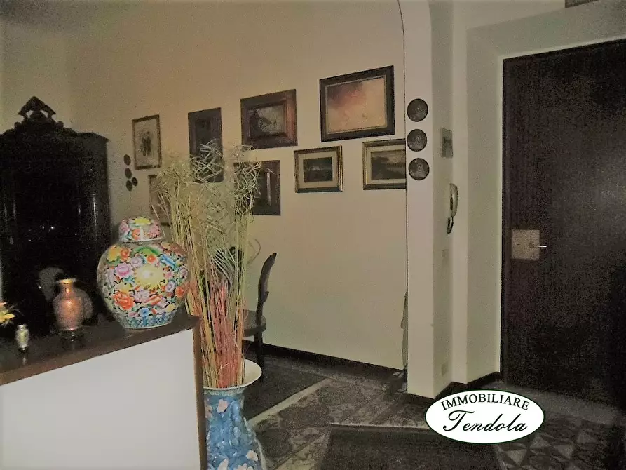 Immagine 10 di Appartamento in vendita  a Carrara