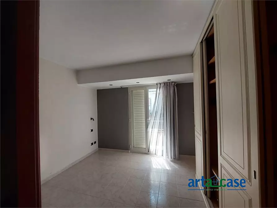 Immagine 9 di Appartamento in vendita  28 a Villafranca Tirrena