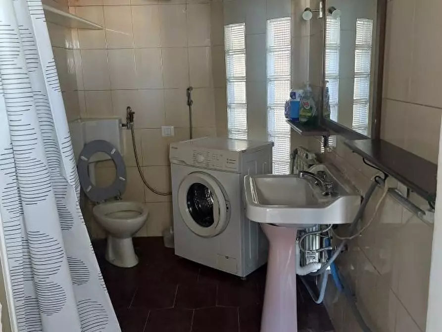 Immagine 4 di Appartamento in vendita  a Messina