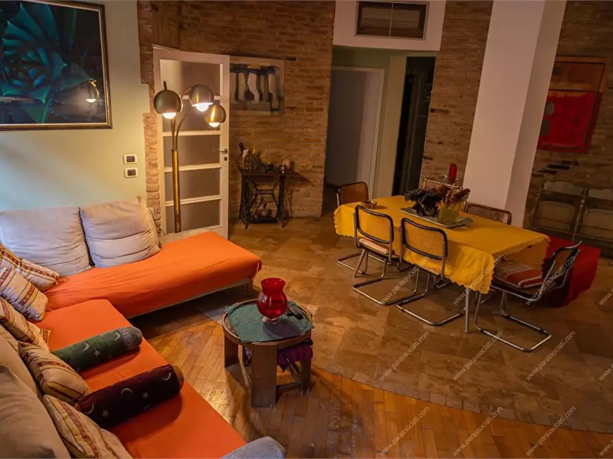 Immagine 4 di Appartamento in vendita  a Milano