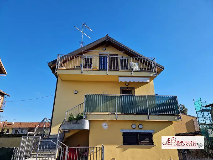 Immagine 2 di Appartamento in vendita  a Cornaredo