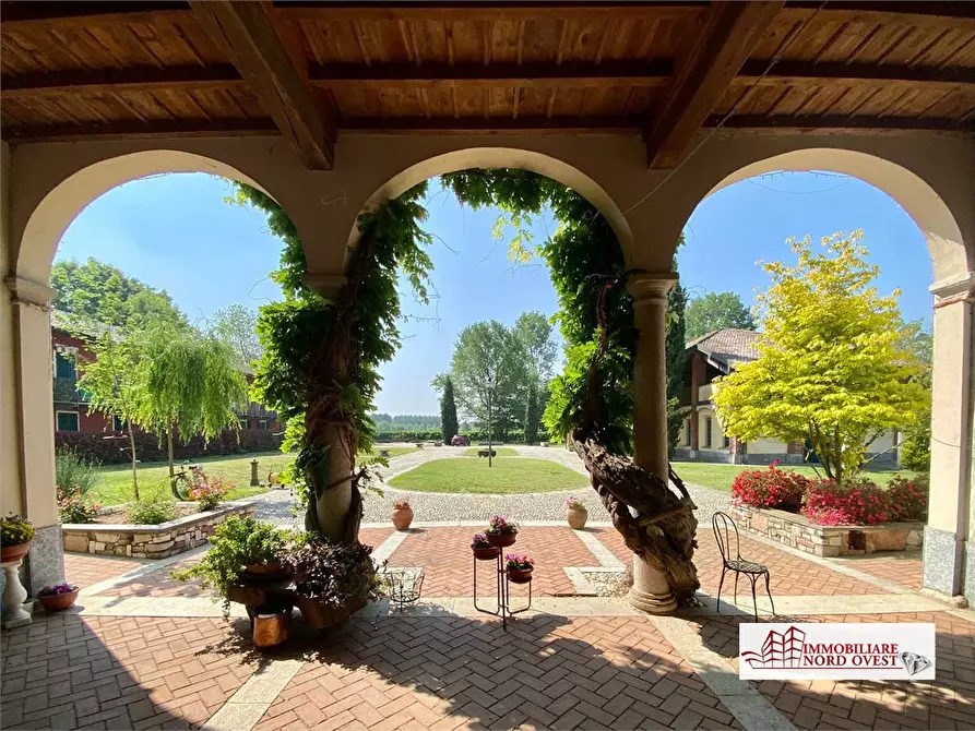 Immagine 3 di Appartamento in vendita  snc a Motta Visconti