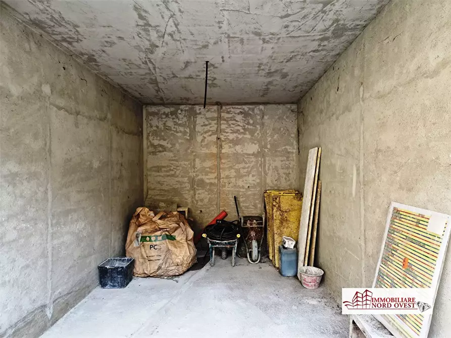 Immagine 10 di Appartamento in vendita  snc a Arluno