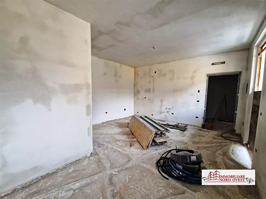 Immagine 3 di Appartamento in vendita  snc a Arluno