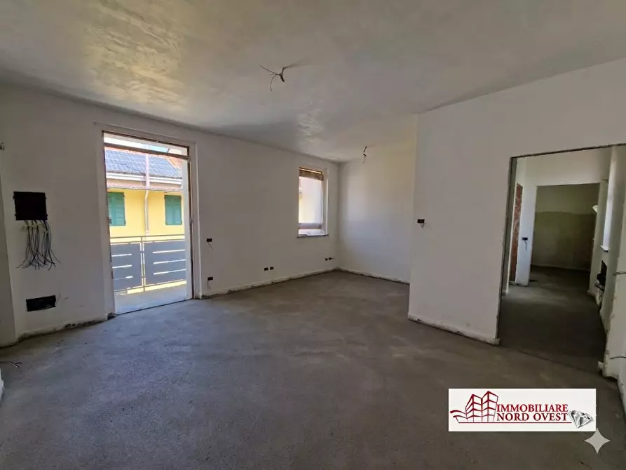 Immagine 3 di Appartamento in vendita  snc a Arluno