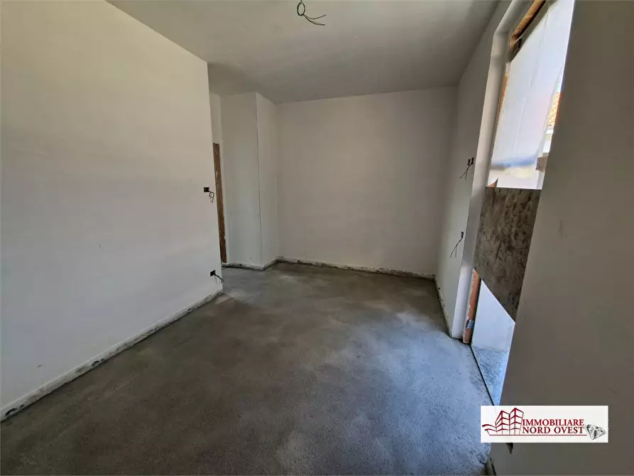 Immagine 10 di Appartamento in vendita  snc a Arluno