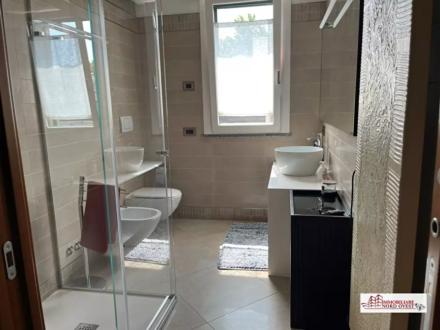 Immagine 9 di Appartamento in vendita  41 a Legnano