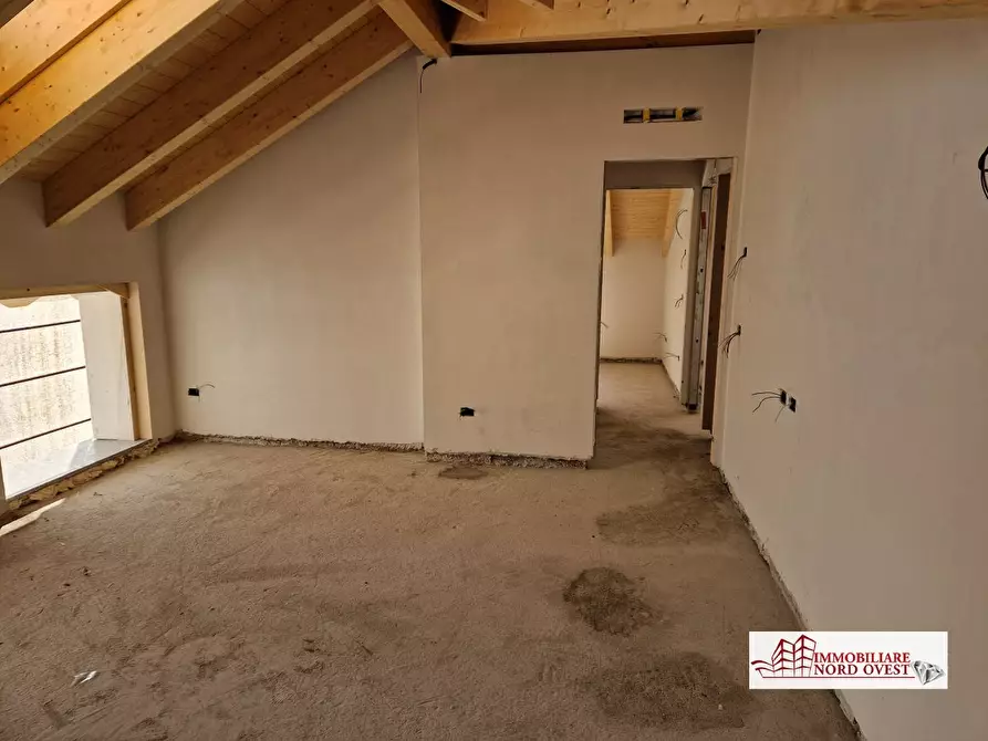 Immagine 8 di Appartamento in vendita  a Pregnana Milanese