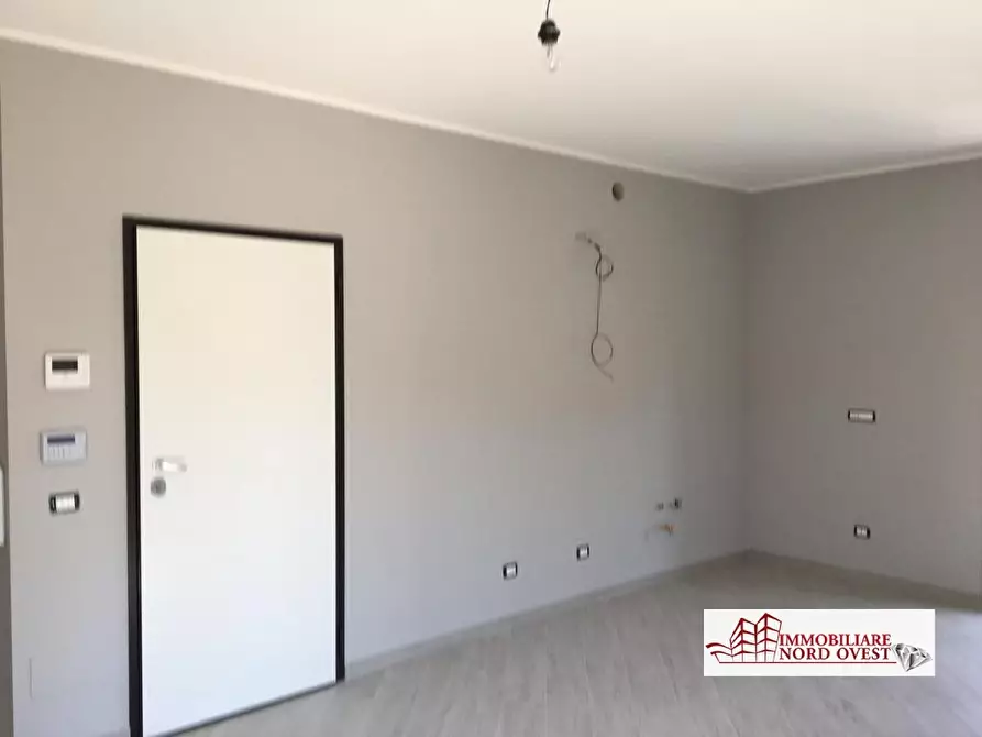 Immagine 10 di Appartamento in vendita  a Pregnana Milanese