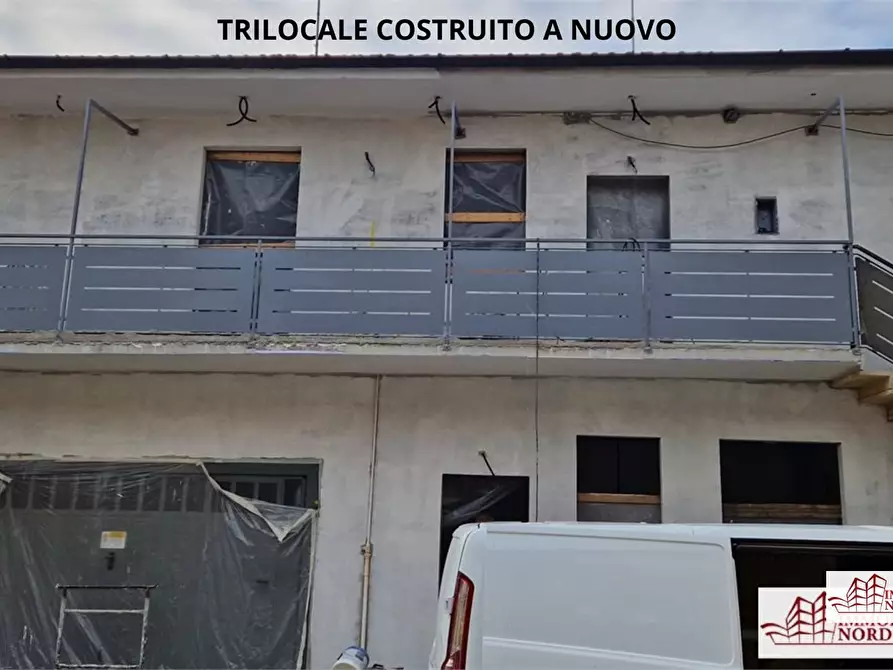 Immagine 1 di Appartamento in vendita  snc a Vittuone