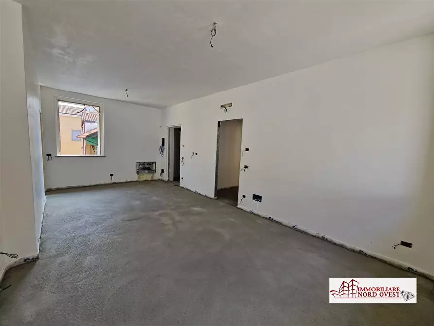Immagine 5 di Appartamento in vendita  snc a Arluno