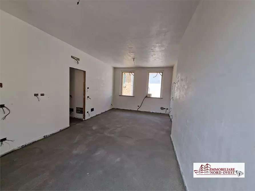 Immagine 4 di Appartamento in vendita  snc a Arluno