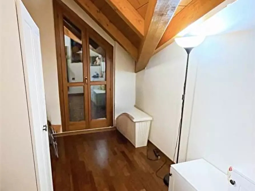 Immagine 9 di Appartamento in vendita  131 a Giussano