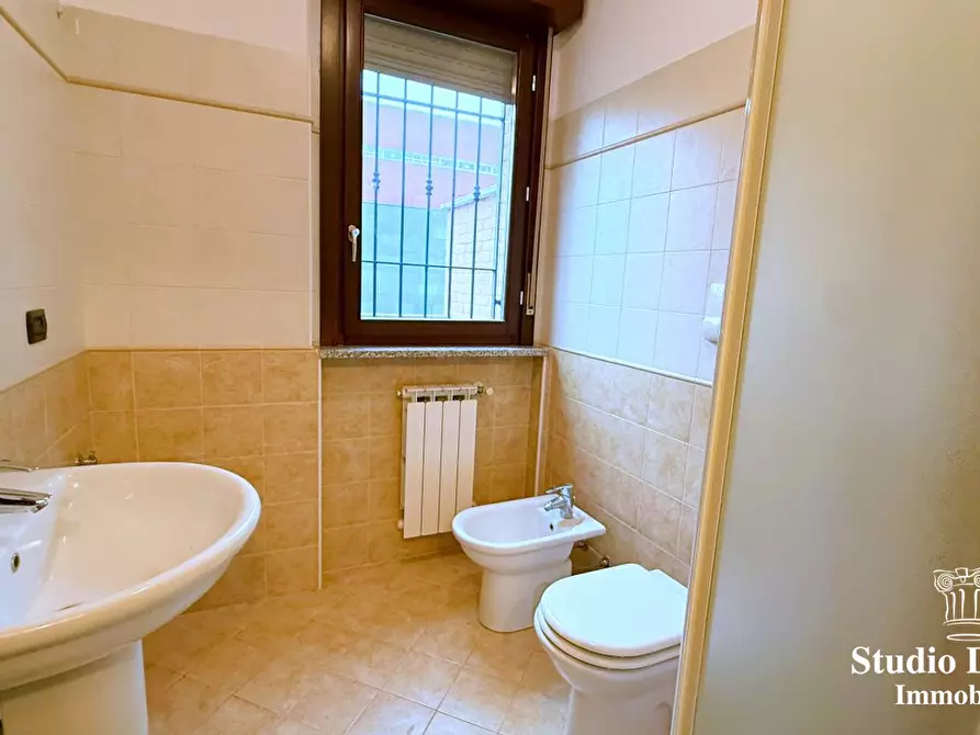 Immagine 8 di Casa indipendente in vendita  26 a Verano Brianza