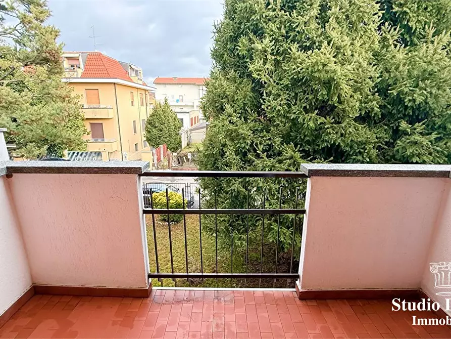 Immagine 9 di Appartamento in vendita  11 a Seregno