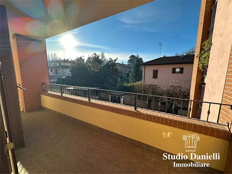 Immagine 7 di Appartamento in vendita  2 a Besana In Brianza