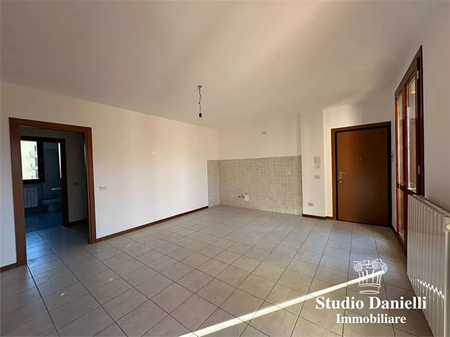 Immagine 3 di Appartamento in vendita  2 a Besana In Brianza